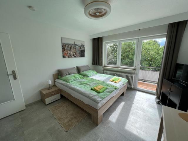 Ruhiges Und Klimatisiertes Apartment Stuttgart Ngoại thất bức ảnh
