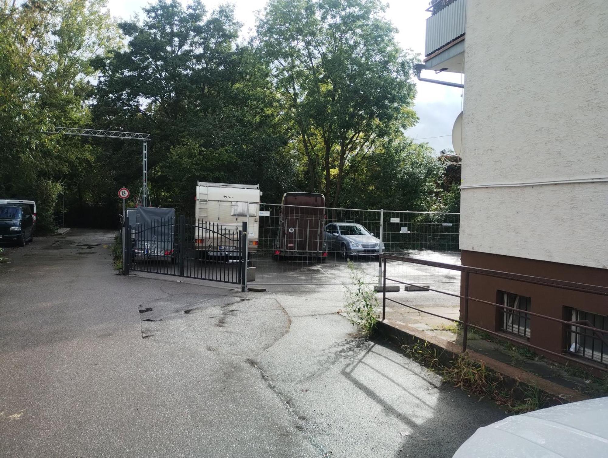 Ruhiges Und Klimatisiertes Apartment Stuttgart Ngoại thất bức ảnh